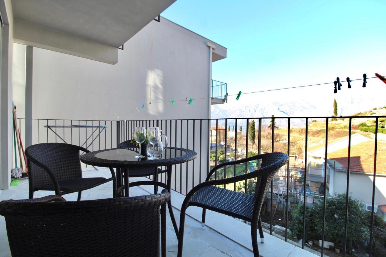 קוטור 2Bd New Dobrota Apt With Bay Views מראה חיצוני תמונה