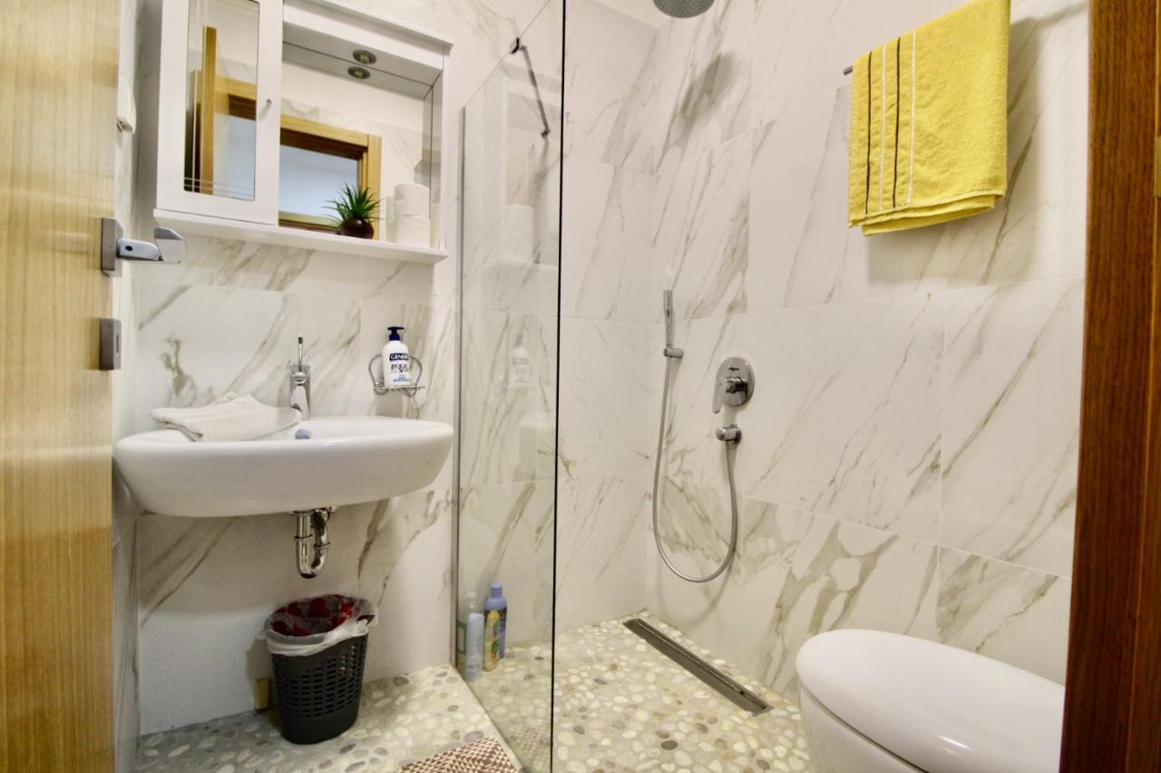 קוטור 2Bd New Dobrota Apt With Bay Views מראה חיצוני תמונה